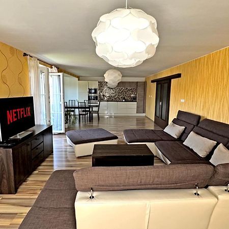 Lipno Apartments Exclusive Lipno nad Vltavou Luaran gambar