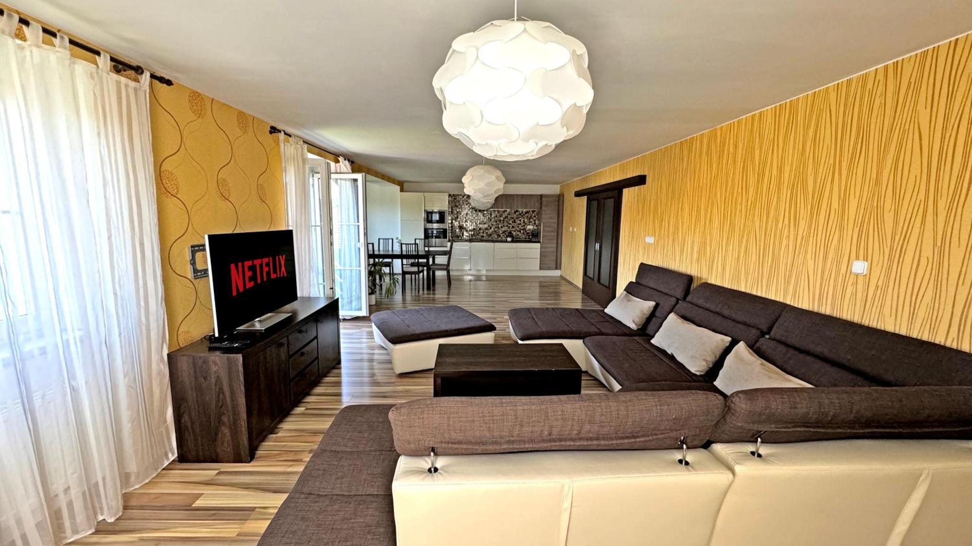 Lipno Apartments Exclusive Lipno nad Vltavou Luaran gambar